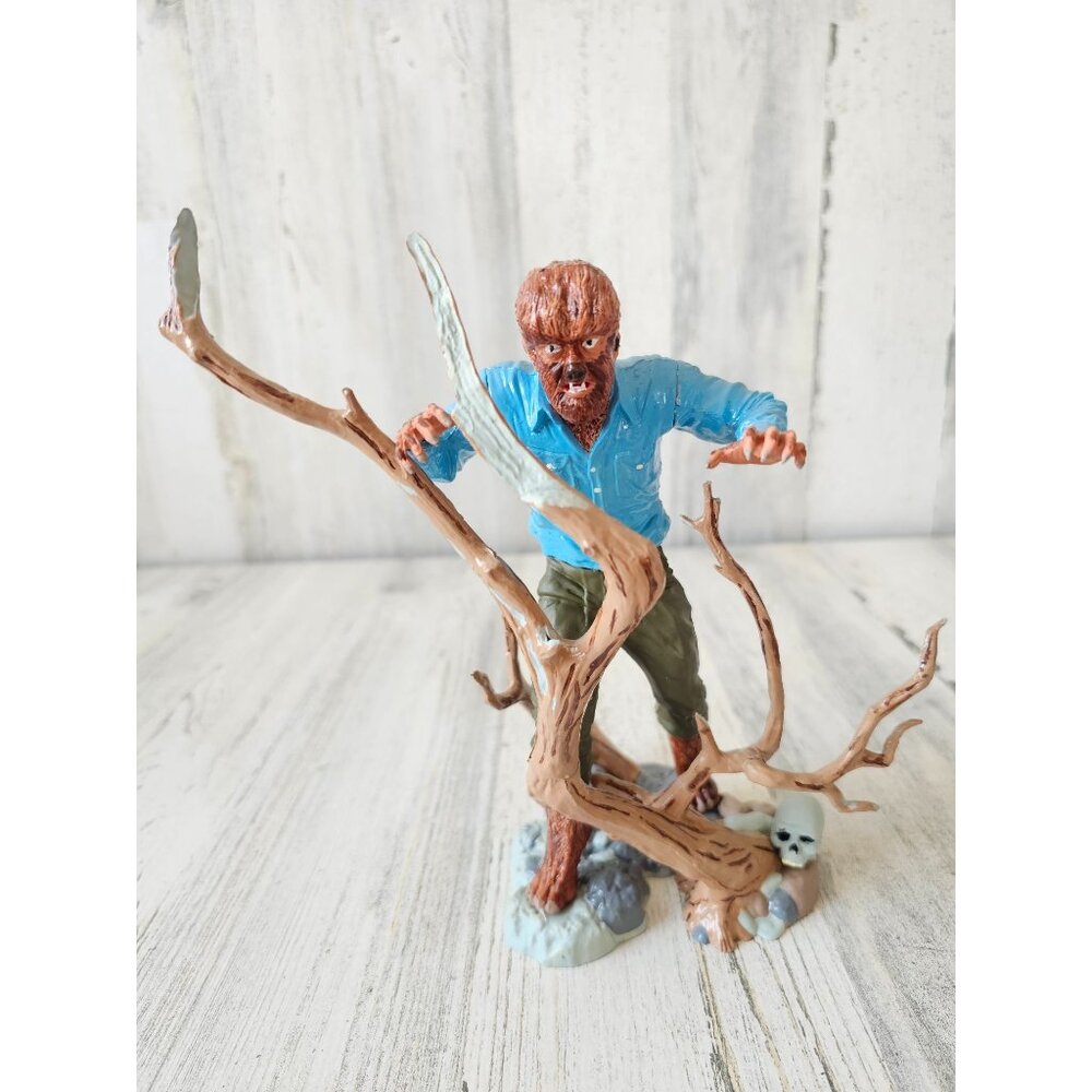 Playing mantis wolfman wolverine Channing 1999 figurine statue kit vintage Hallo